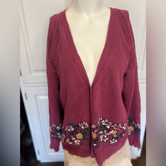 TannerSport cardigan with cherries and flowers - Picture 1 of 5